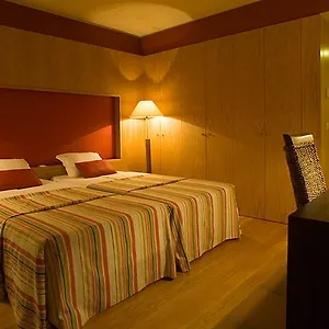 Hotel apartamentowy Turisticos Atlantida, Funchal (Madeira)